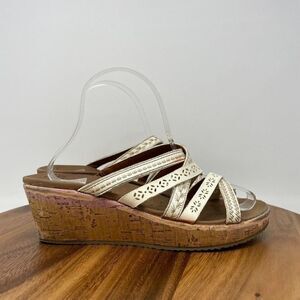 Skechers Beverlee Tiger Posse Lug Women's Size 7.5 White Wedge Heel Sandal